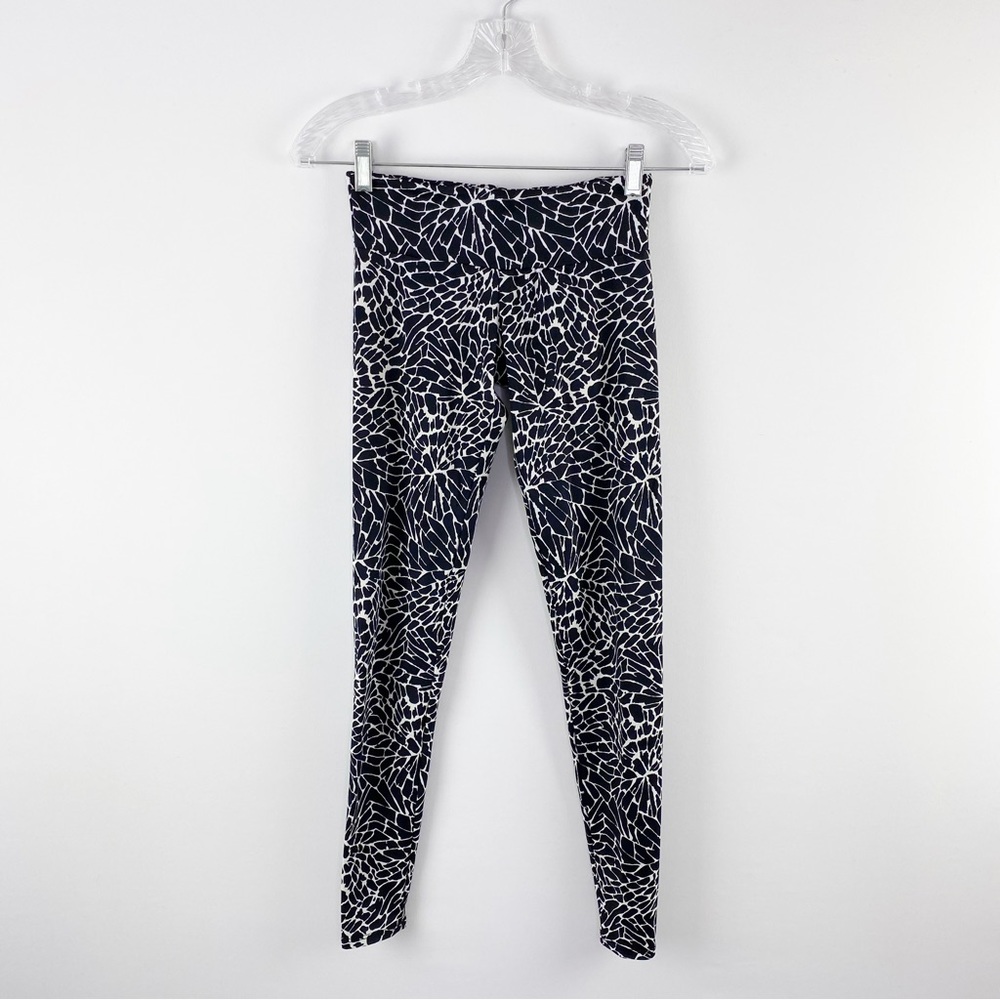 Onzie Black & White Patterned Yoga Leggings Size XS